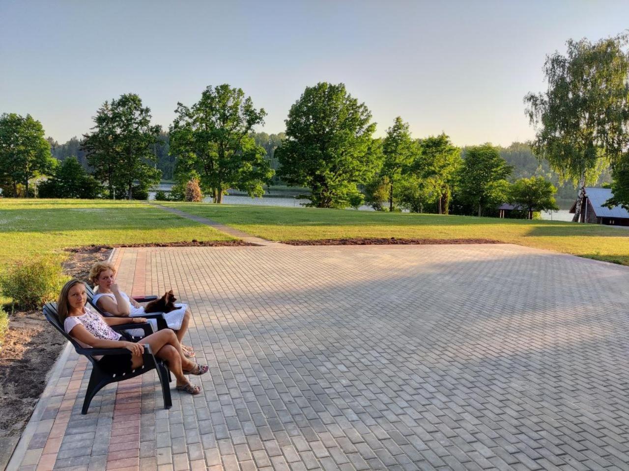Hotel Radi Brocēni Esterno foto