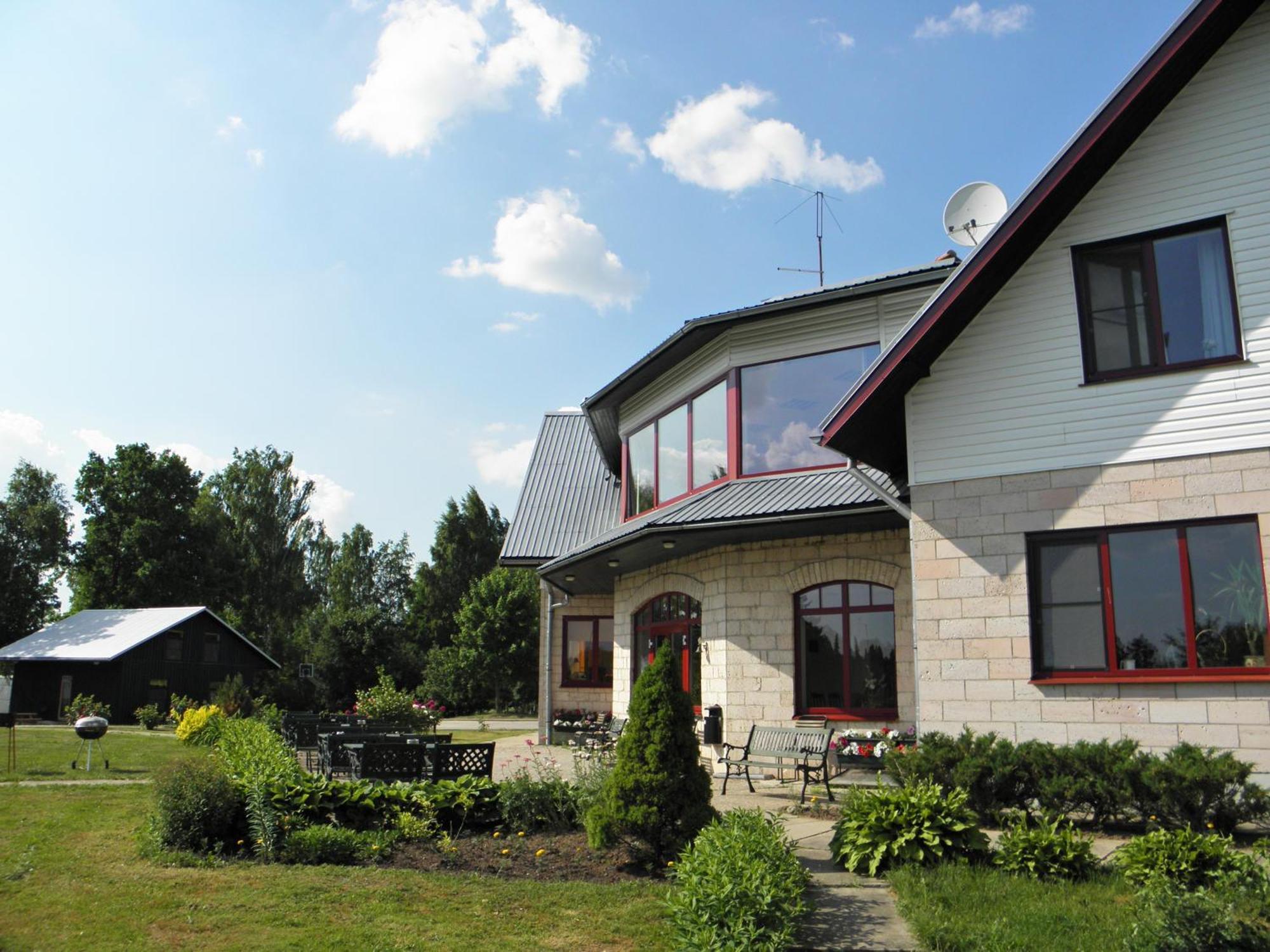 Hotel Radi Brocēni Esterno foto