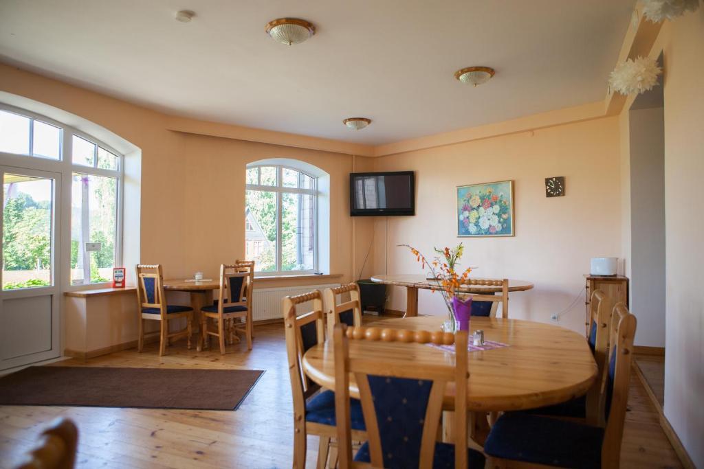 Hotel Radi Brocēni Esterno foto